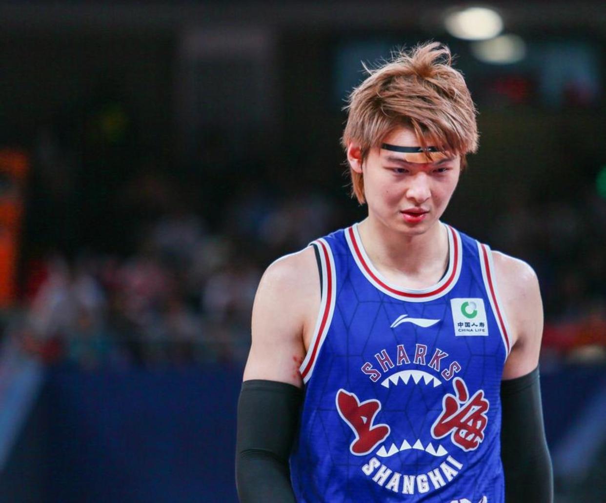 kpl竞猜比赛 -关于关键时刻上海久事调整名单以备NBA常规赛，回应争议环节打磨，引发热议，赛程密集仍需轮换的信息